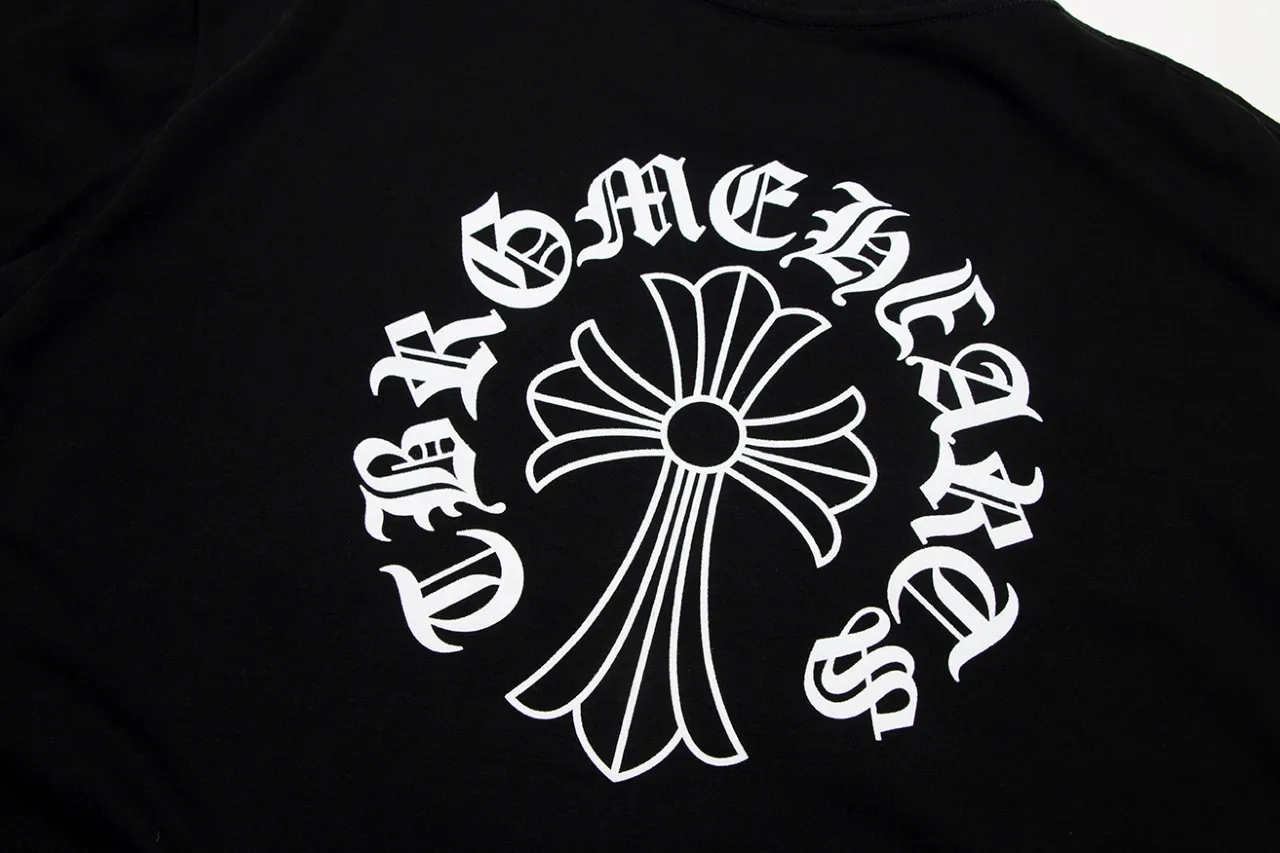 P150 Chrome Hearts Chrome Hearts Sanskrit Cross Armband Short Sleeve Size: SMLXL Color: Black